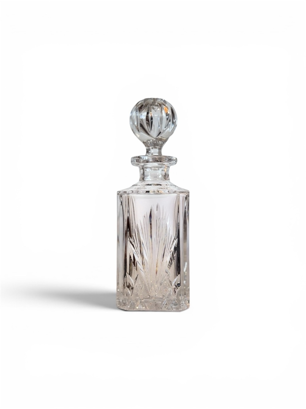 Gorham Vintage Etched Crystal Decanter with Faceted Stopper - Clear